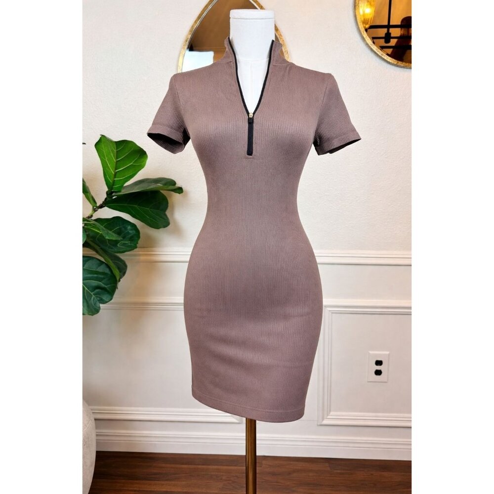 Clean Girl Minimalist Ribbed Zip Bodycon Dress OQQ Taupe Coffee Small - Picture 2 of 8